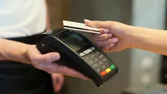 Asiantuntijat: näin käytät rahaa oikein, jotta tunnet olosi onnelliseksi